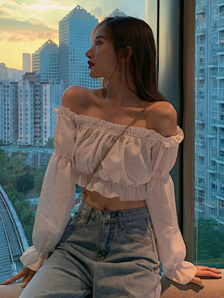 Top Crop con Hombros Descubiertos y Mangas Abullonadas | Escote Bardot con Volantes
